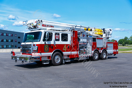 Red 4 - 2018 Rosenbauer T-Rex