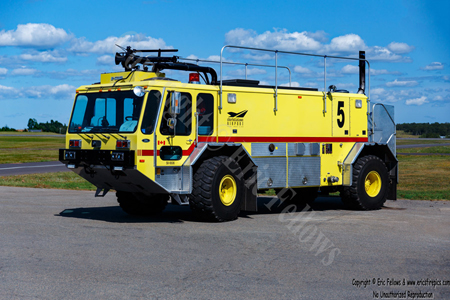 Red 5 - 1995 E-One Titan