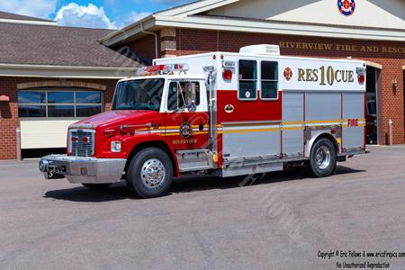 Rescue 10 - 2003 Freightliner/Lantz