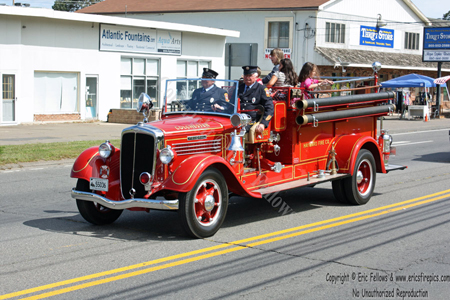 Engine - 1936 Federal/Ward LaFrance