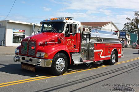 Tanker 3 - 2003 Kenworth/4-Guys
