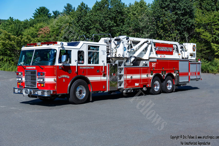 Ladder 1 - 2001 Pierce Dash