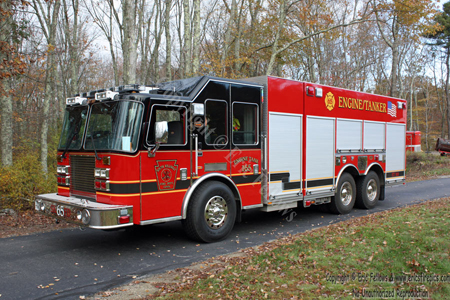 Engine-Tanker 165 - 2011 KME Predator
