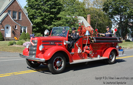 Engine 2 - 1947 Mack Type 85