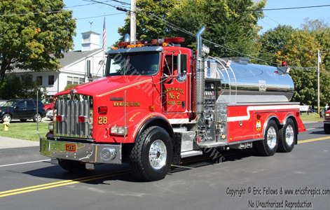 Tanker 28 - 2002 Kenworth/US Tanker