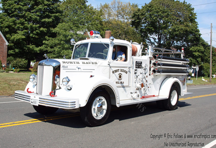 West Ridge Engine 4 - 1951 Mack