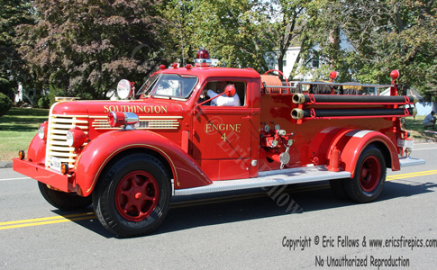 Engine 4 - 1946 Diamond T/Maxim