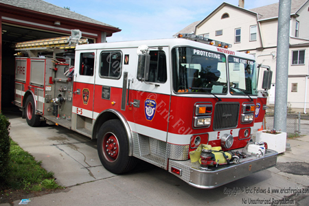 Engine 15 - 1997 Seagrave