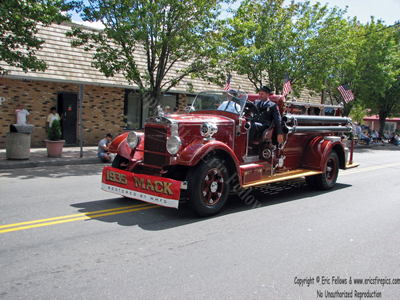 West Haven Engine 3 - 1935 Mack BX