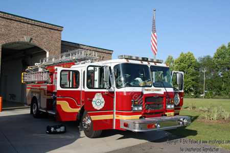 Engine 23 - 2005 E-One Typhoon