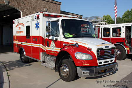 Rescue 23 - 2006 Freightliner/WC