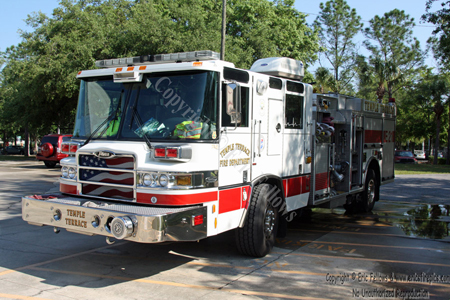 Engine 21 - 2005 Pierce Quantum