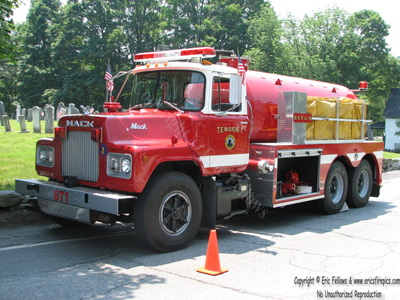 Former Tender 1 - 1981 Mack