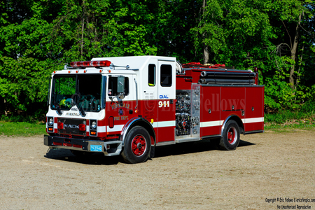 Engine 2 - 1996 Mack MR / Darley