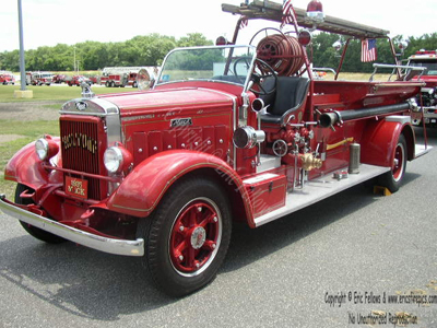 Former Engine 9 - 1935 Mack