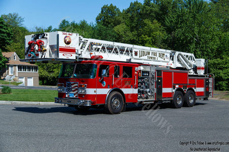 Tower 1 - 2002 Pierce Dash 100'
