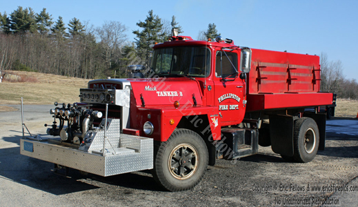 Former 24 Tanker 2 - 1986 Mack R