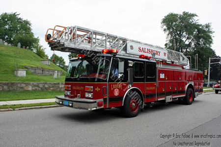 Former Ladder 1 - 1991 E-One Hurricane