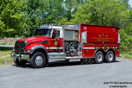Tanker 4 - 2010 Mack / Pierce