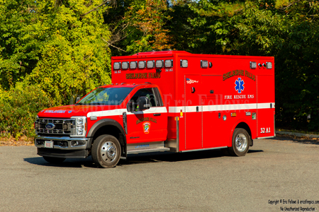 32 Ambulance 1