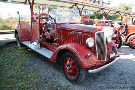 Antique Reo Engine 5