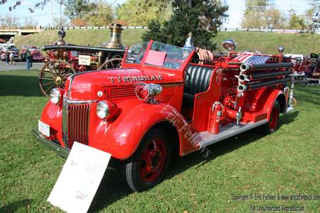 Former Engine 1 - 1940 Ford / Maxim