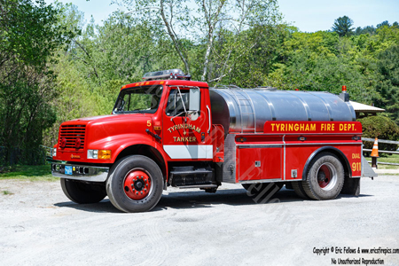 Tanker 5 - 1989 International / JC Moore