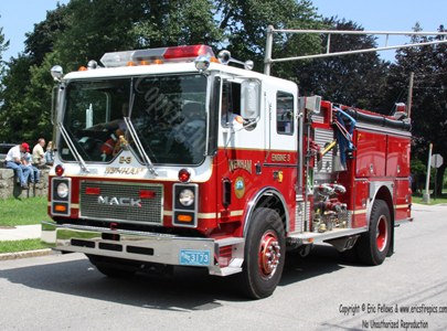 Former Engine 403 - 1989 Mack MC / E-One
