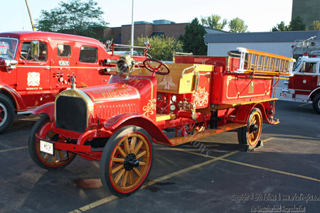 1915 Mack Engine