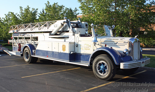 1954 Mack L Maxim 85ft Aerial Ladder 17
