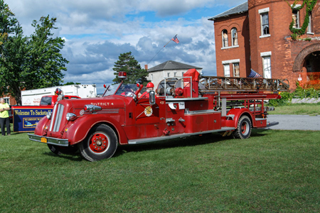 1948 Seagrave Garrettford-Drexel Hill Ladder