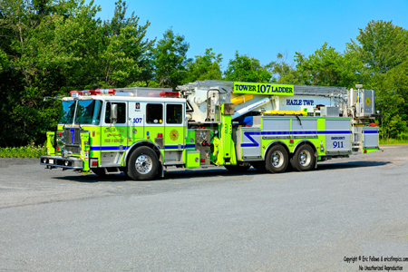 2009 Seagrave Aerialscope Tower Ladder 107