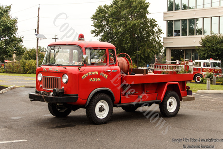 1961 Jeep Willys FC-170 Brush