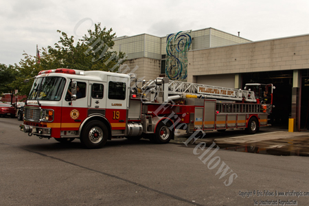 Philadelphia Ladder 19 2003 ALF Eagle LTI