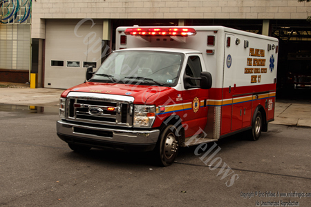 Philadelphia Medic 37 2010 Ford Horton