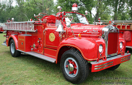 1954 Mack B Engine 2