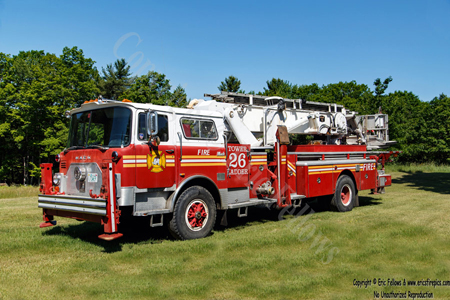 1982 Mack CF Baker Tower 26